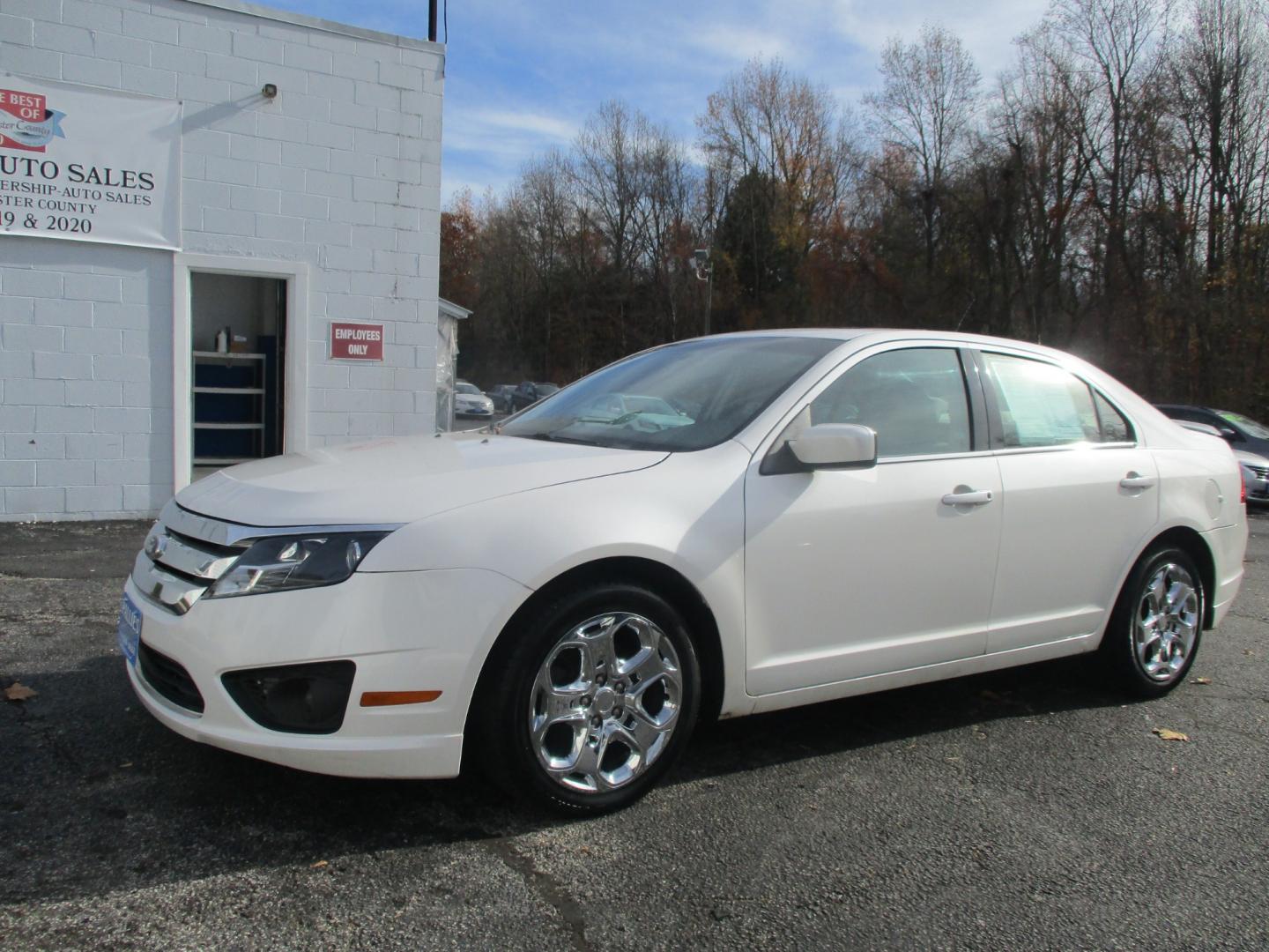 2010 WHITE Ford Fusion (3FAHP0HA0AR) , AUTOMATIC transmission, located at 540a Delsea Drive, Sewell, NJ, 08080, (856) 589-6888, 39.752560, -75.111206 - Photo#1